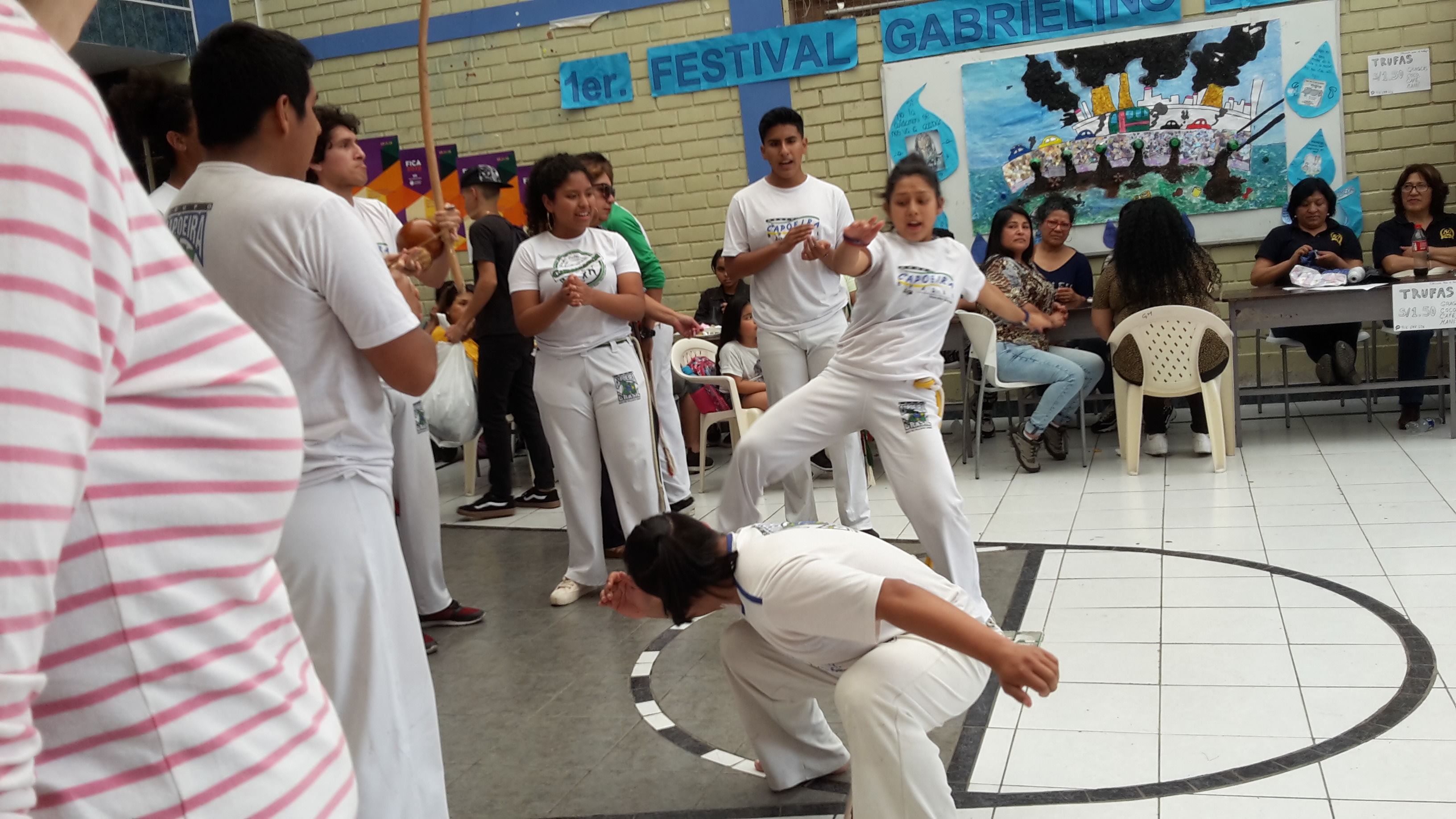 Peru03 Schulfest Lima2