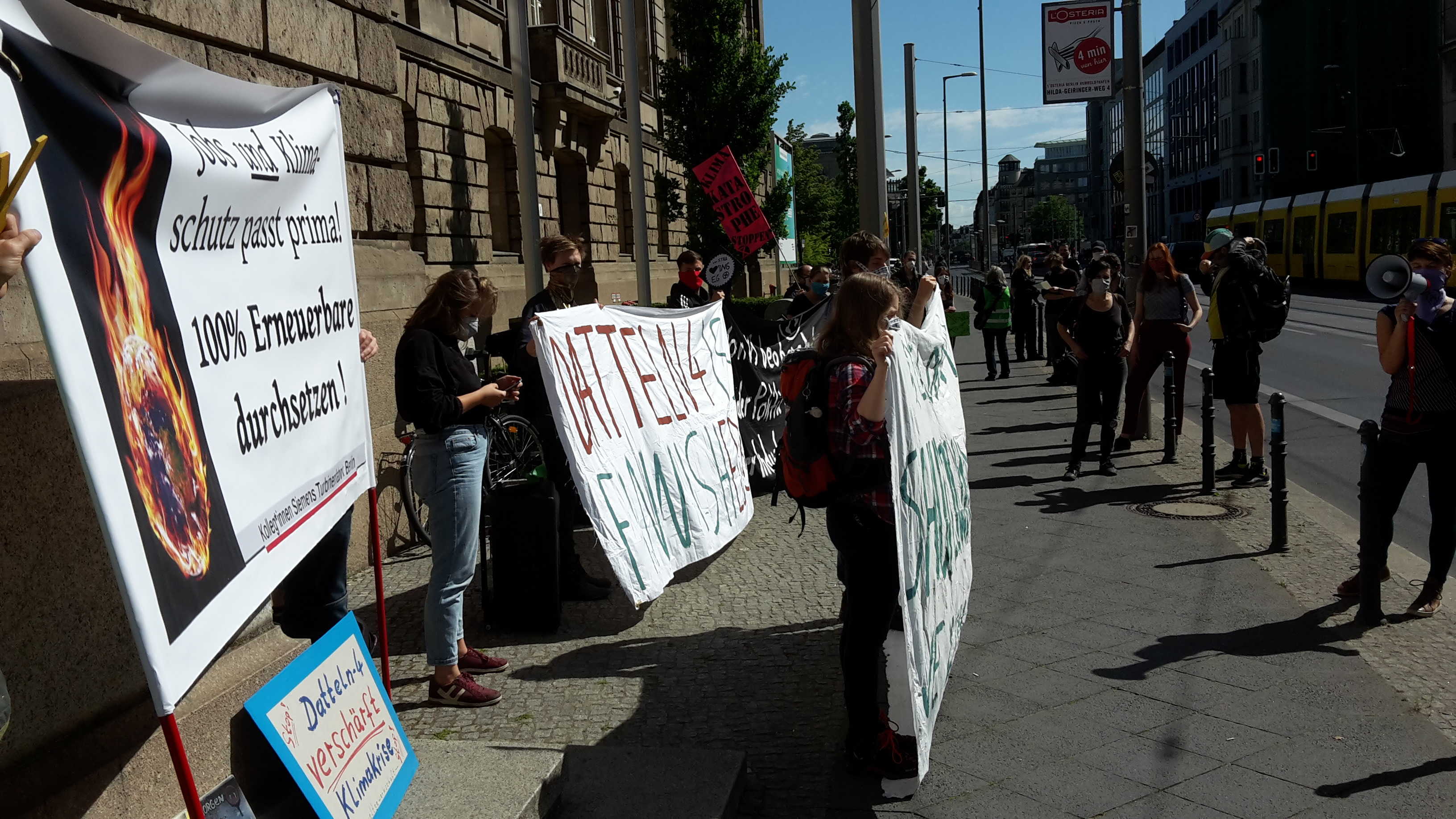 UNIPER HV Protest 20.5.2020 gegen Datteln4 vor WiMi Berlin08 klein